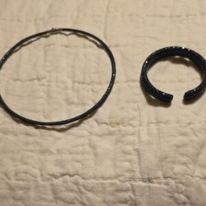 Black Necklace and Bracelet Set